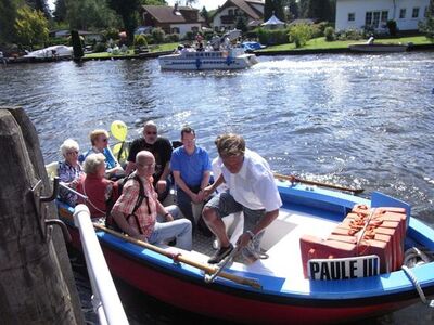 Auf der Fähre Paule III, links neben mir Ronald Kebelmann (Foto: Stefan Förster)